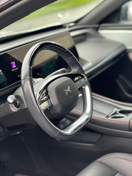 XPeng P7i 11 of 28