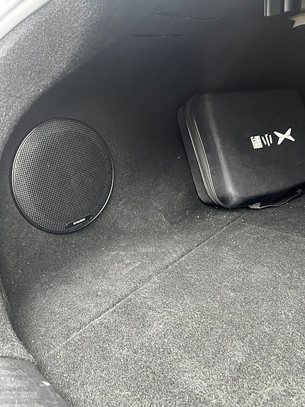 XPeng P7i 28 of 28