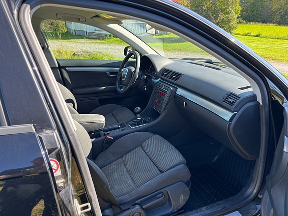 Audi A4 13 of 18