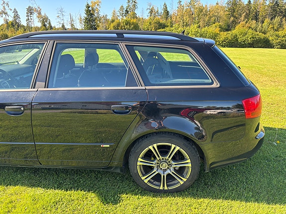 Audi A4 7 of 18