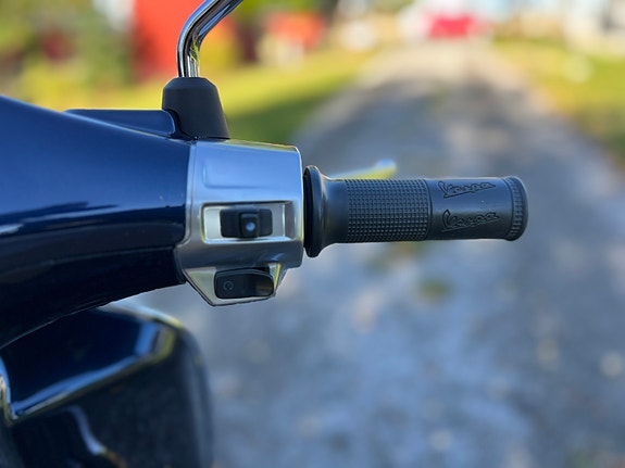 Vespa Primavera 50 8 of 15
