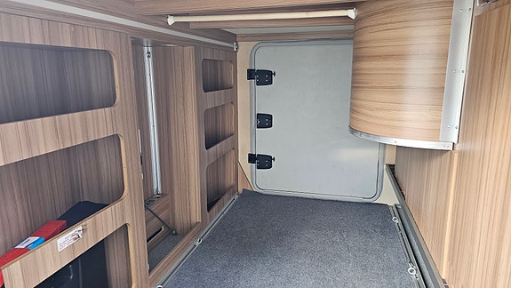 Knaus I 900 sun 21 of 24