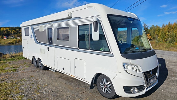 Knaus I 900 sun 2 of 24