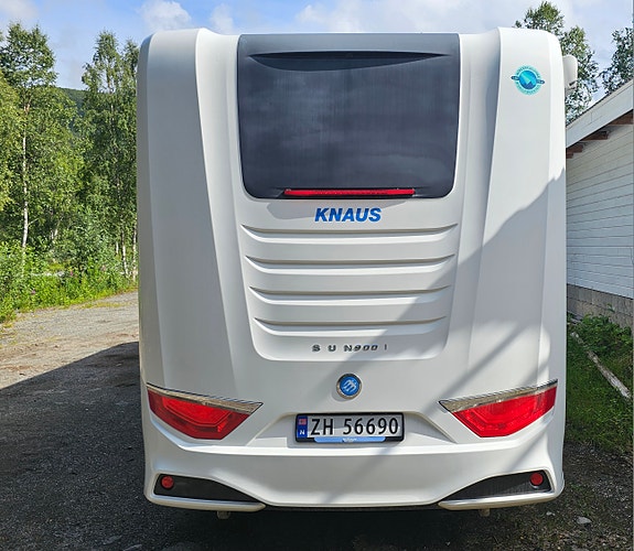 Knaus I 900 sun 8 of 24