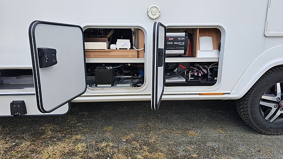Knaus I 900 sun 20 of 24