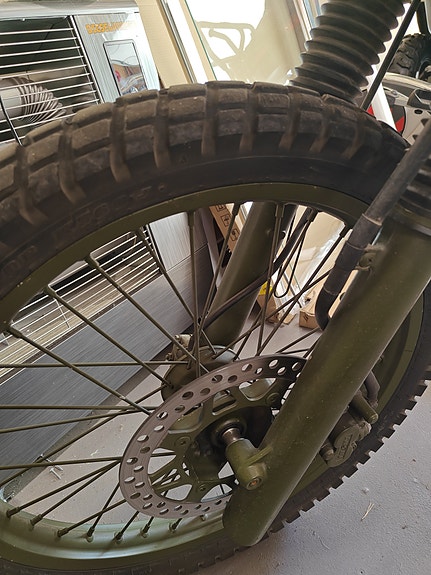 Suzuki DR 350SE 10 of 14