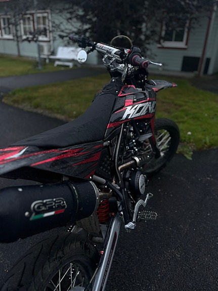 Fantic XMF 125 3 of 7