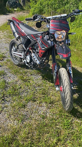 Fantic XMF 125 2 of 7