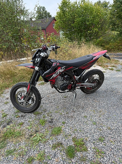 Fantic XMF 125 5 of 7