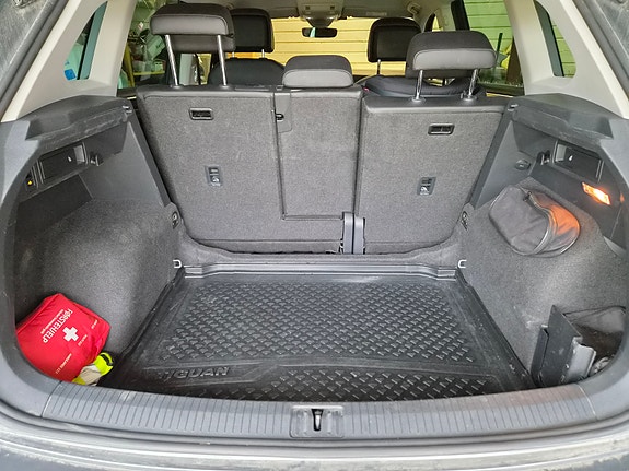 Volkswagen Tiguan 5 of 6