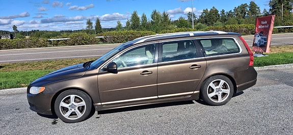 Volvo V70 17 of 19