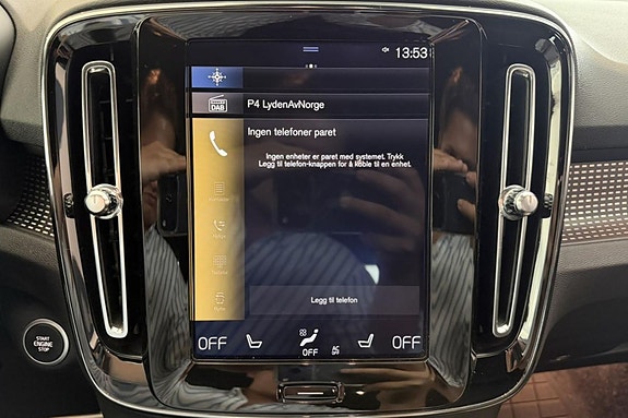 Volvo XC40 26 of 30