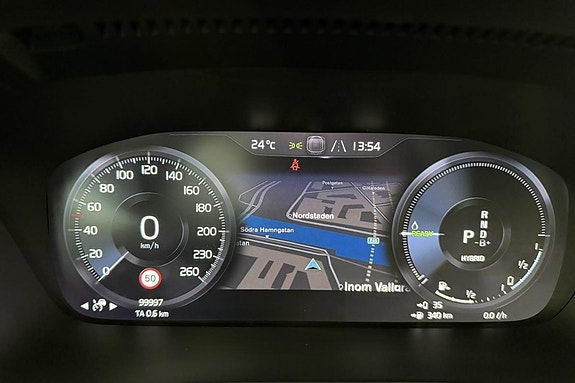 Volvo XC40 16 of 30