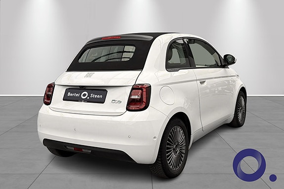 Fiat 500C 6 of 17