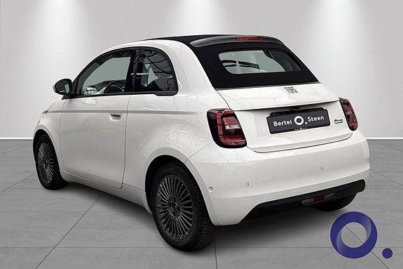 Fiat 500C 3 of 17