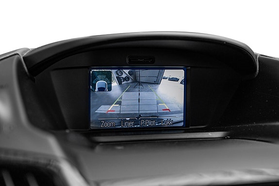 Ford Kuga 10 of 13