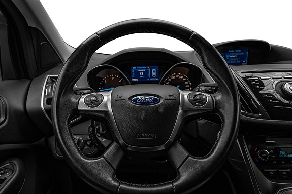 Ford Kuga 7 of 13