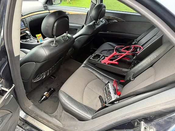 Mercedes-Benz E220 d 8 of 17