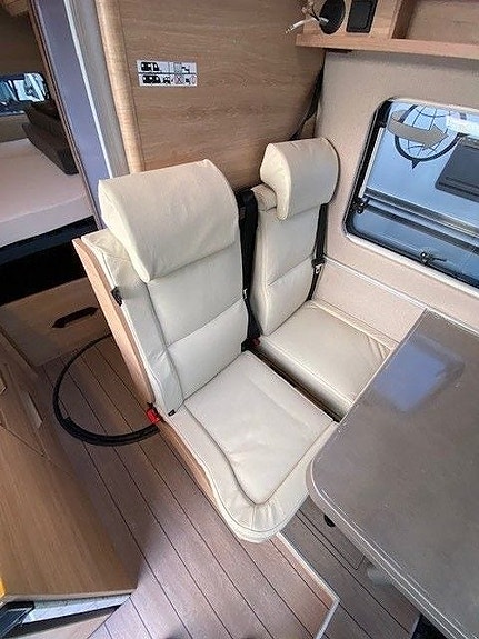 Knaus 16 of 19