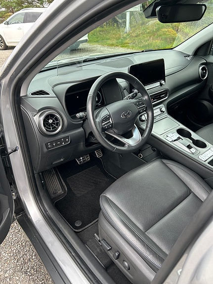 Hyundai Kona 13 of 26