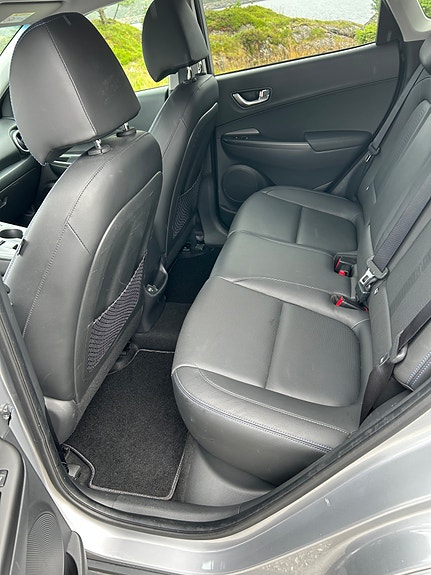 Hyundai Kona 15 of 26