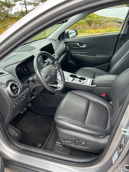 Hyundai Kona 12 of 26
