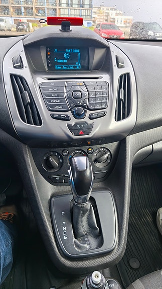Ford Transit Connect 5 of 7
