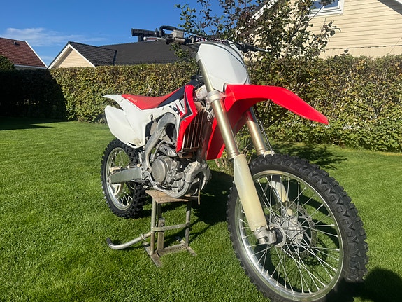 Honda CRF250R 4 of 4