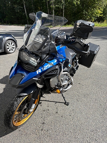 BMW R 1250 GS Adventure 4 of 12