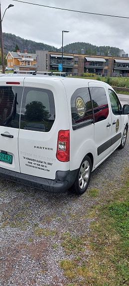 Peugeot Partner 4 of 15