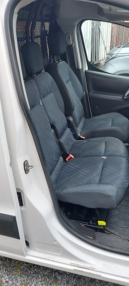 Peugeot Partner 5 of 15