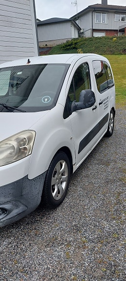 Peugeot Partner 2 of 15