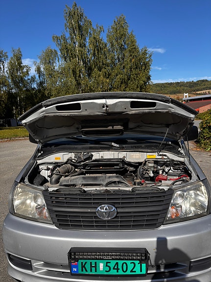 Toyota HiAce 21 of 30