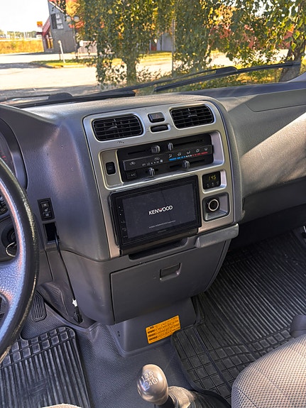 Toyota HiAce 15 of 30
