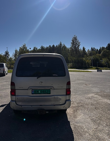 Toyota HiAce 6 of 30