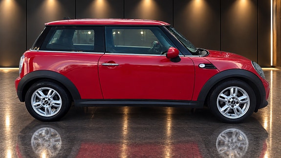 MINI One 8 of 26