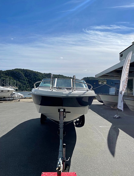Hydromarin 620 Yamaha 150 4 of 12