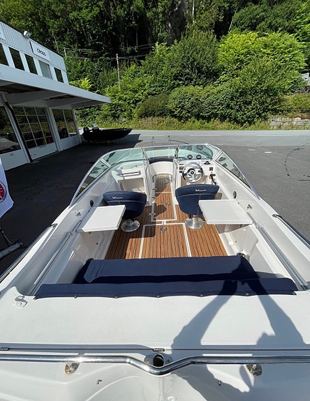 Hydromarin 620 Yamaha 150 7 of 12