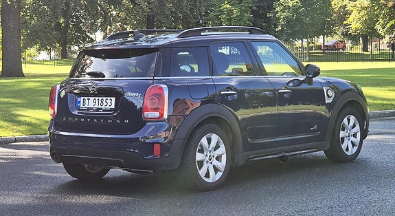 MINI Countryman Cooper SE 9 of 21