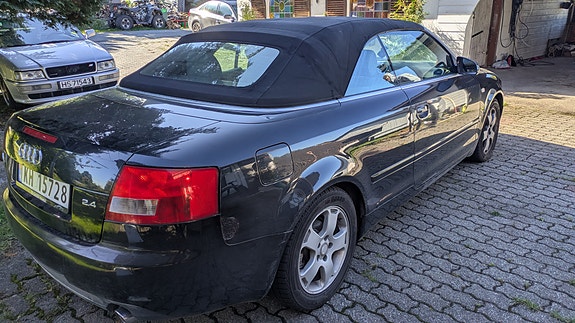 Audi A4 2 of 9