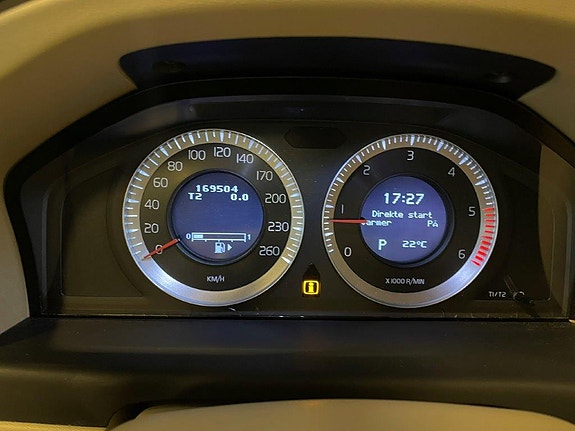 Volvo V70 18 of 30