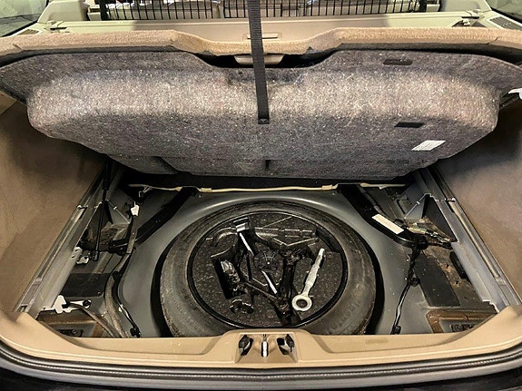 Volvo V70 30 of 30
