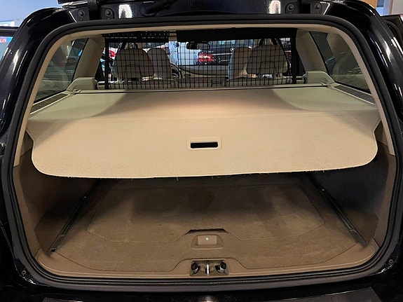 Volvo V70 28 of 30