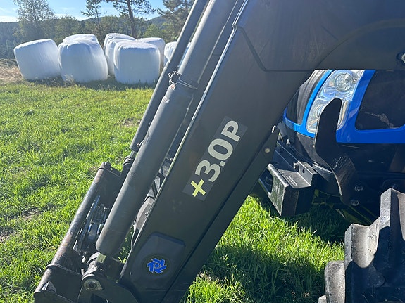 New Holland TL100A 5 of 16