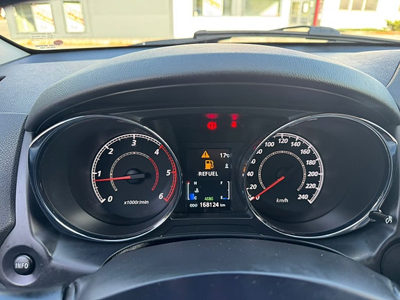 Mitsubishi ASX 12 of 22