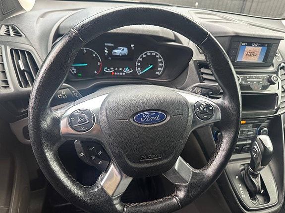 Ford Transit Connect 14 of 30