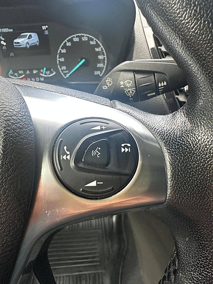 Ford Transit Connect 23 of 30