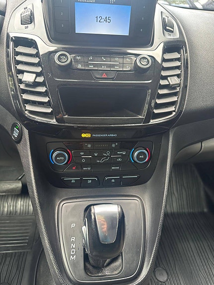Ford Transit Connect 18 of 30