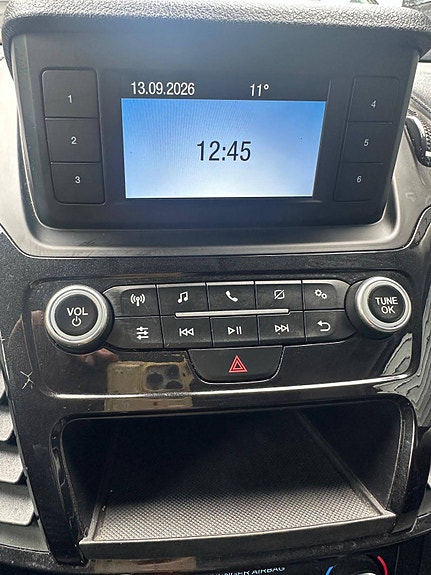 Ford Transit Connect 21 of 30