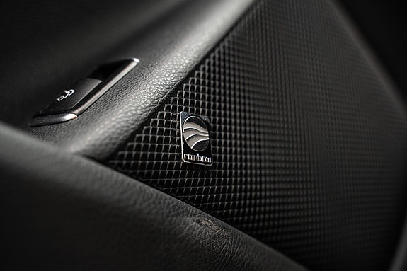 Mercedes-Benz CLA45 24 of 30